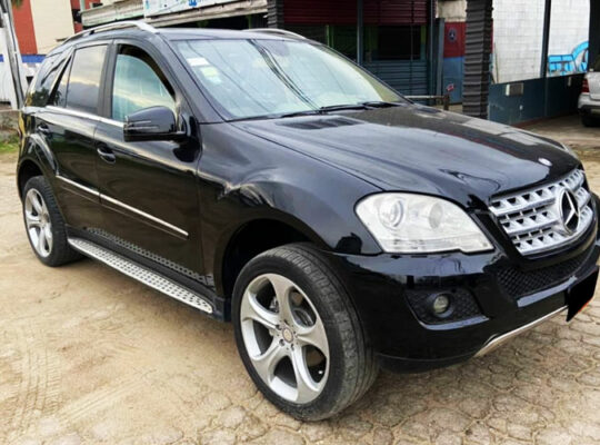 Location Mercedes ML350 Douala